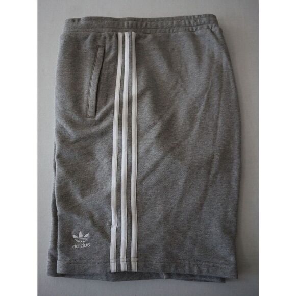 adidas DH5803 Men's Sz 2XL Med. Gray Heather Originals 3-Stripe Shorts - Picture 4 of 10